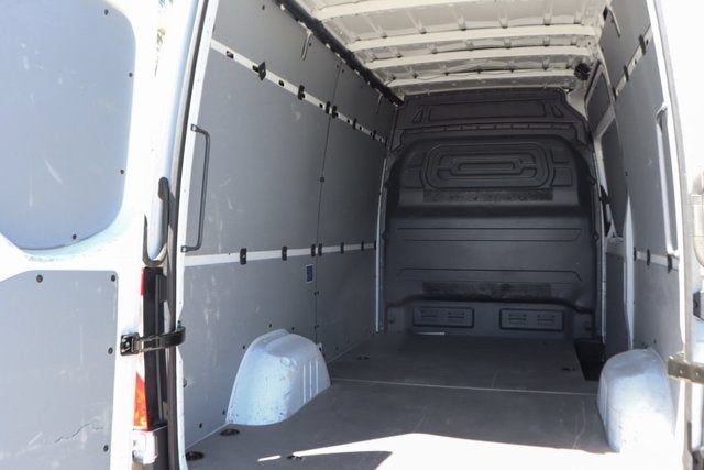 2025 Mercedes-Benz Sprinter 2500 Cargo 144 WB