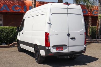 2025 Mercedes-Benz Sprinter 2500 Cargo 144 WB