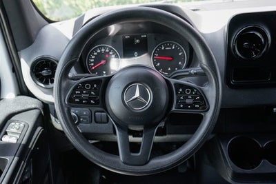 2024 Mercedes-Benz Sprinter 2500 Cargo 170 WB