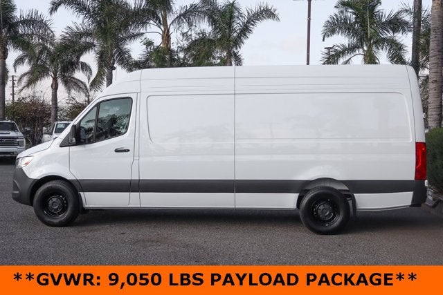2025 Mercedes-Benz Sprinter 2500 Cargo 170 WB