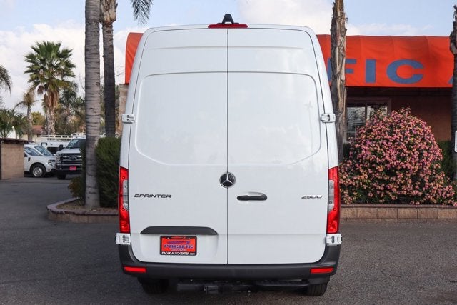 2025 Mercedes-Benz Sprinter 2500 Cargo 170 WB