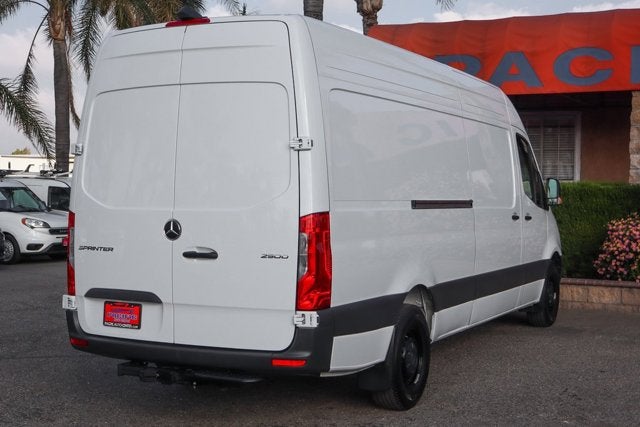 2025 Mercedes-Benz Sprinter 2500 Cargo 170 WB