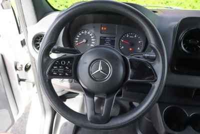 2023 Mercedes-Benz Sprinter 2500 Cargo 170 WB