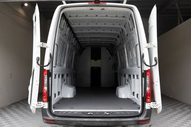 2022 Mercedes-Benz Sprinter Cargo Van Cargo 170 WB