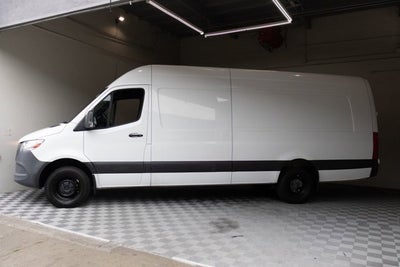 2022 Mercedes-Benz Sprinter Cargo Van Cargo 170 WB