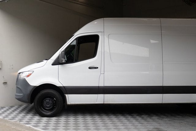 2022 Mercedes-Benz Sprinter Cargo Van Cargo 170 WB