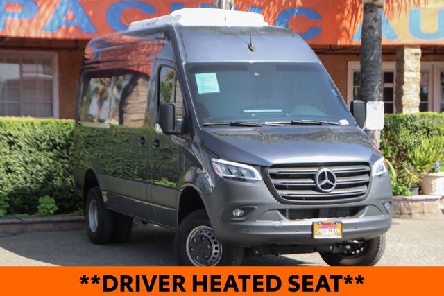 2024 Mercedes-Benz Sprinter 3500 Cargo 144 WB