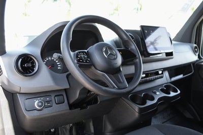 2021 Mercedes-Benz Sprinter 2500 Passenger 144 WB