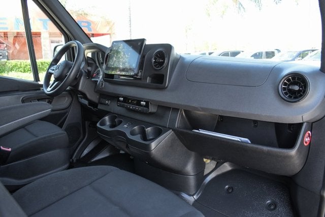 2021 Mercedes-Benz Sprinter 2500 Passenger 144 WB
