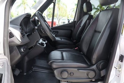 2020 Mercedes-Benz Sprinter 2500 Passenger 170 WB