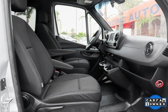 2024 Mercedes-Benz Sprinter 2500 Passenger 144 WB
