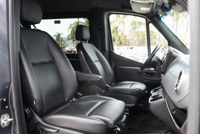 2024 Mercedes-Benz Sprinter 2500 Passenger 144 WB