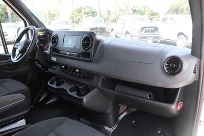 2024 Mercedes-Benz Sprinter 2500 Passenger 144 WB