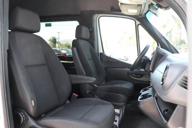 2024 Mercedes-Benz Sprinter 2500 Passenger 144 WB