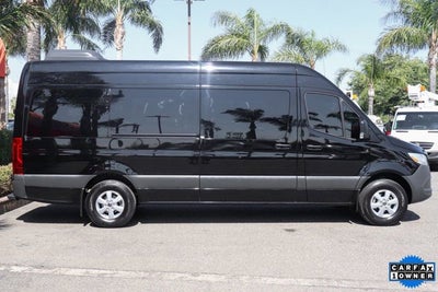 2023 Mercedes-Benz Sprinter 2500 Passenger 170 WB