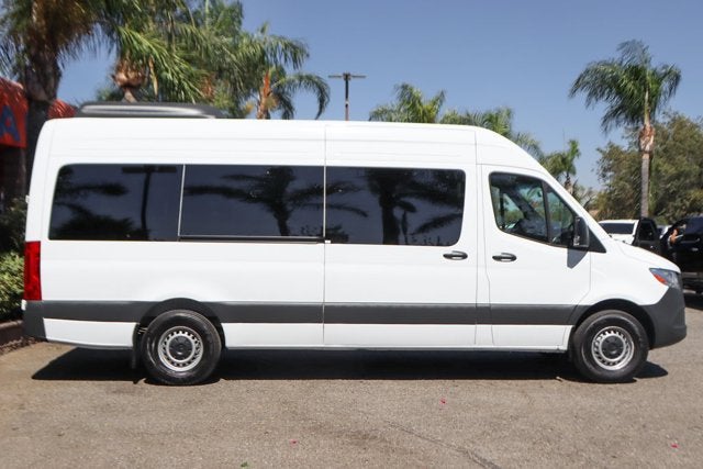 2026 Mercedes-Benz Sprinter 2500 Passenger 170 WB