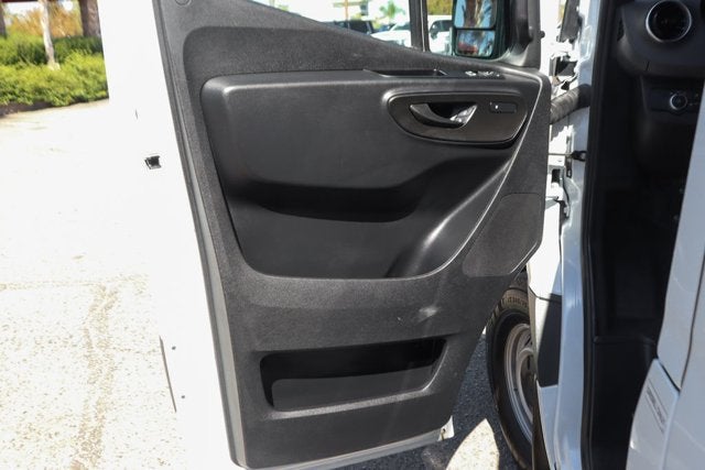 2026 Mercedes-Benz Sprinter 2500 Passenger 170 WB