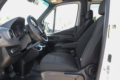 2026 Mercedes-Benz Sprinter 2500 Passenger 170 WB