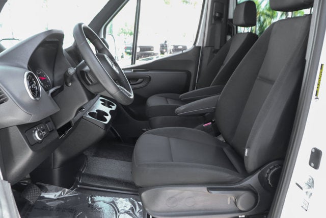 2026 Mercedes-Benz Sprinter 2500 Passenger 170 WB