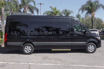 2023 Mercedes-Benz Sprinter 2500 Passenger 170 WB