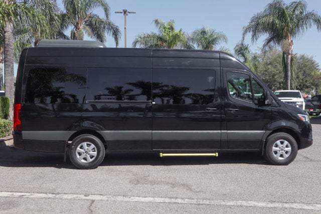 2023 Mercedes-Benz Sprinter 2500 Passenger 170 WB