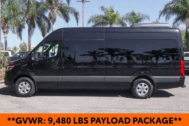 2023 Mercedes-Benz Sprinter 2500 Passenger 170 WB