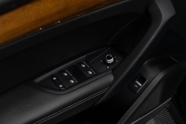 2023 Audi Q5 45 S line Premium