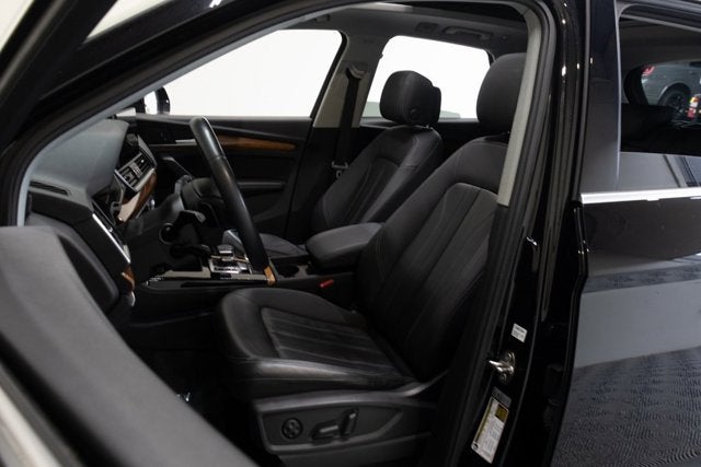 2023 Audi Q5 45 S line Premium