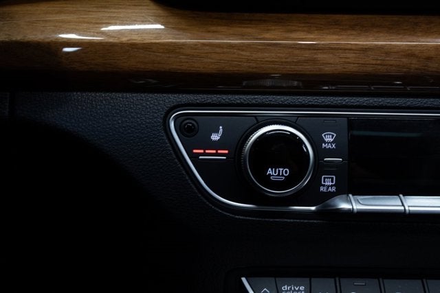 2023 Audi Q5 45 S line Premium