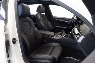 2022 BMW 5 Series 540i