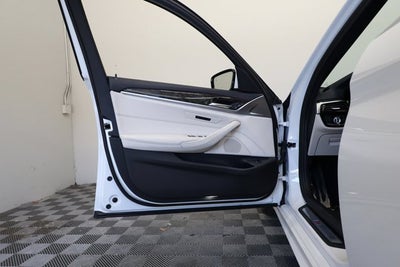 2023 BMW 5 Series 540i