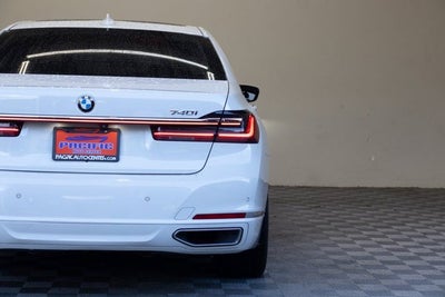 2021 BMW 7 Series 740i