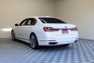 2021 BMW 7 Series 740i