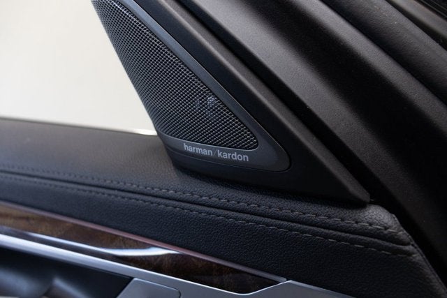 2021 BMW 7 Series 740i