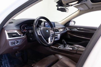 2021 BMW 7 Series 740i