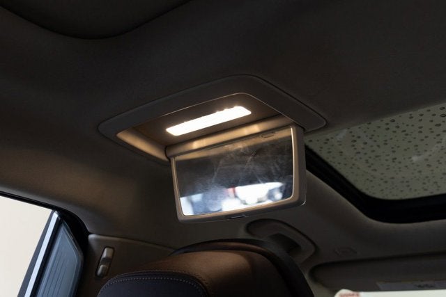 2021 BMW 7 Series 740i