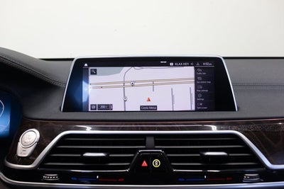 2021 BMW 7 Series 740i