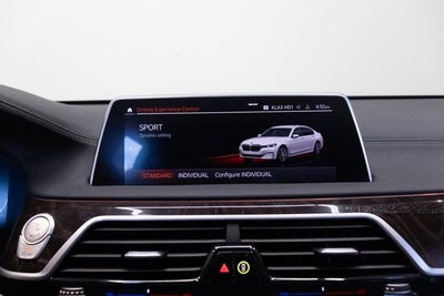 2021 BMW 7 Series 740i