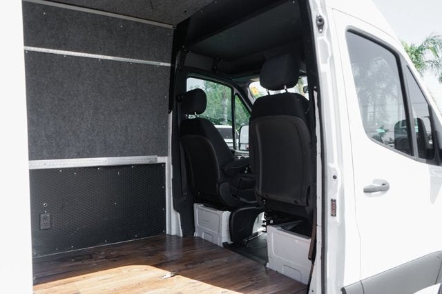 2019 Mercedes-Benz Sprinter 2500 Cargo 170 WB