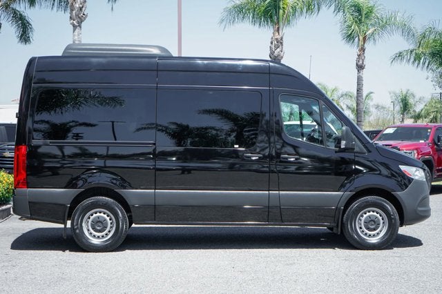 2019 Mercedes-Benz Sprinter 2500 Passenger 144 WB