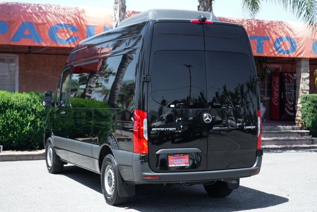 2019 Mercedes-Benz Sprinter 2500 Passenger 144 WB