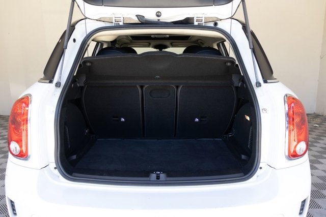 2012 MINI Cooper Countryman Base