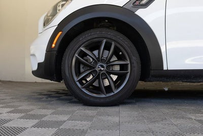 2012 MINI Cooper Countryman Base