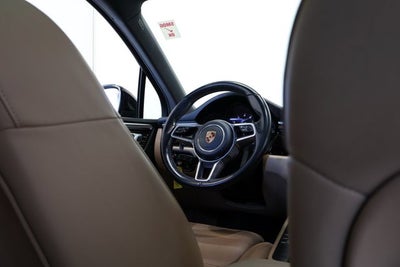 2019 Porsche Macan Base