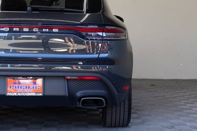 2023 Porsche Macan Base