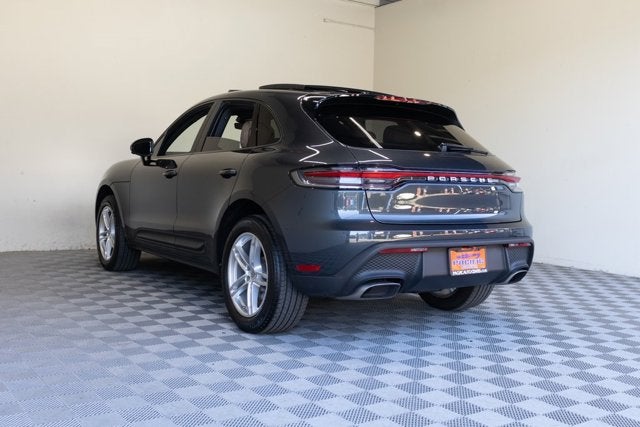 2023 Porsche Macan Base