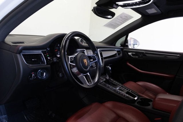 2018 Porsche Macan Base