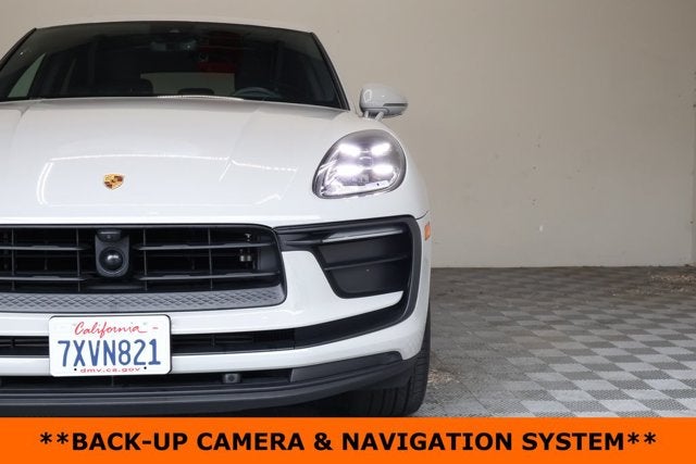 2023 Porsche Macan Base