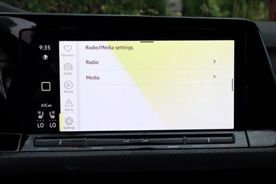 2024 Volkswagen Golf GTI Autobahn