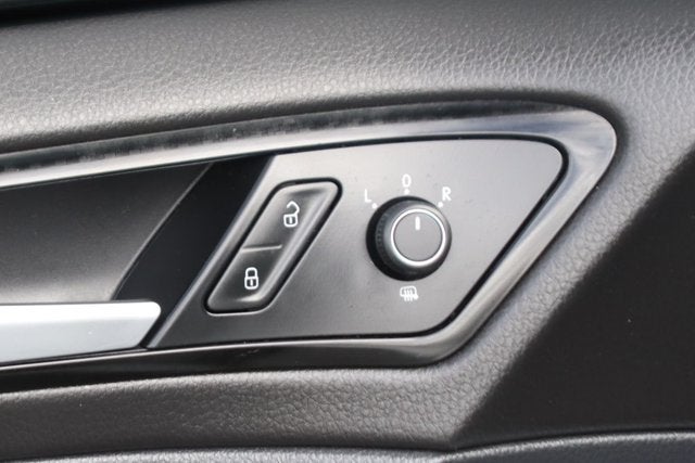 2018 Volkswagen Golf R DCC & Navigation 4Motion